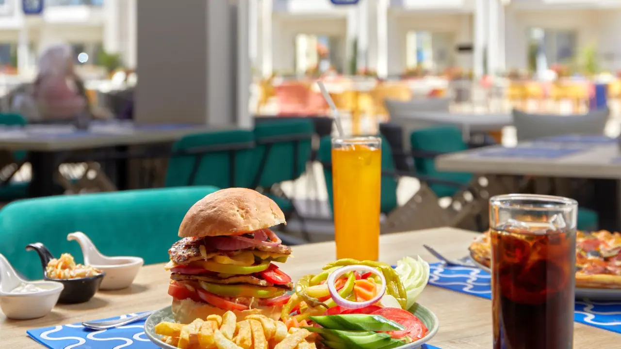 الفندق بيلاجيو بيتش ريزورت آند سبا - الغردقة